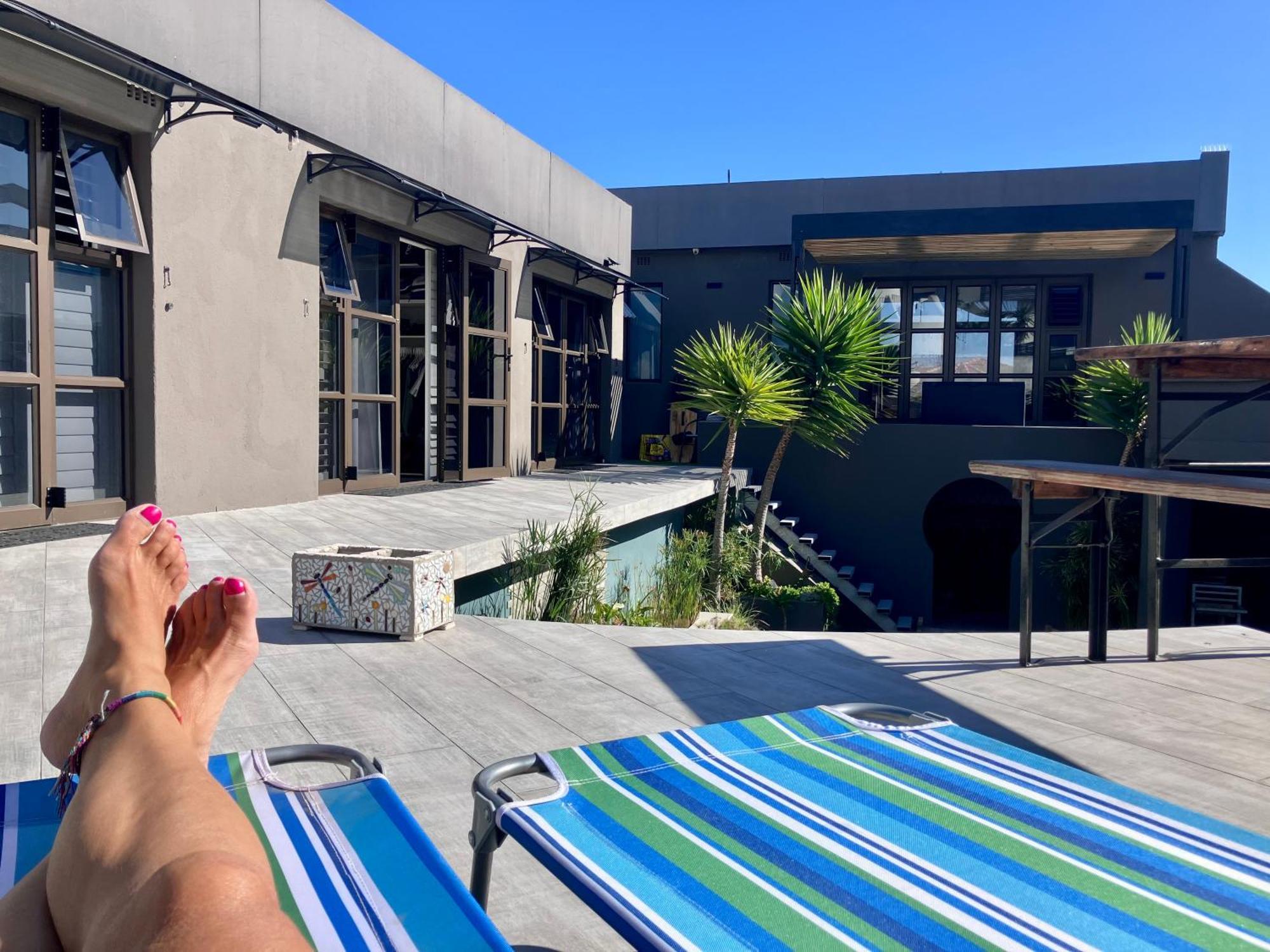 Penguins Cove Coastal Sanctuary Studio Apartment-Bloubergstrand Cape Town Exterior photo